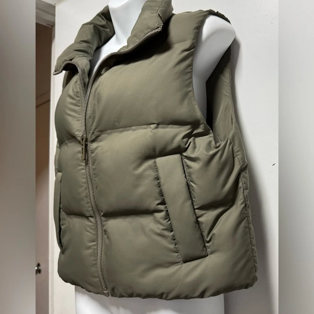 Zara Regular Fit Puffer Vest in a khaki or olive green color.  size XS